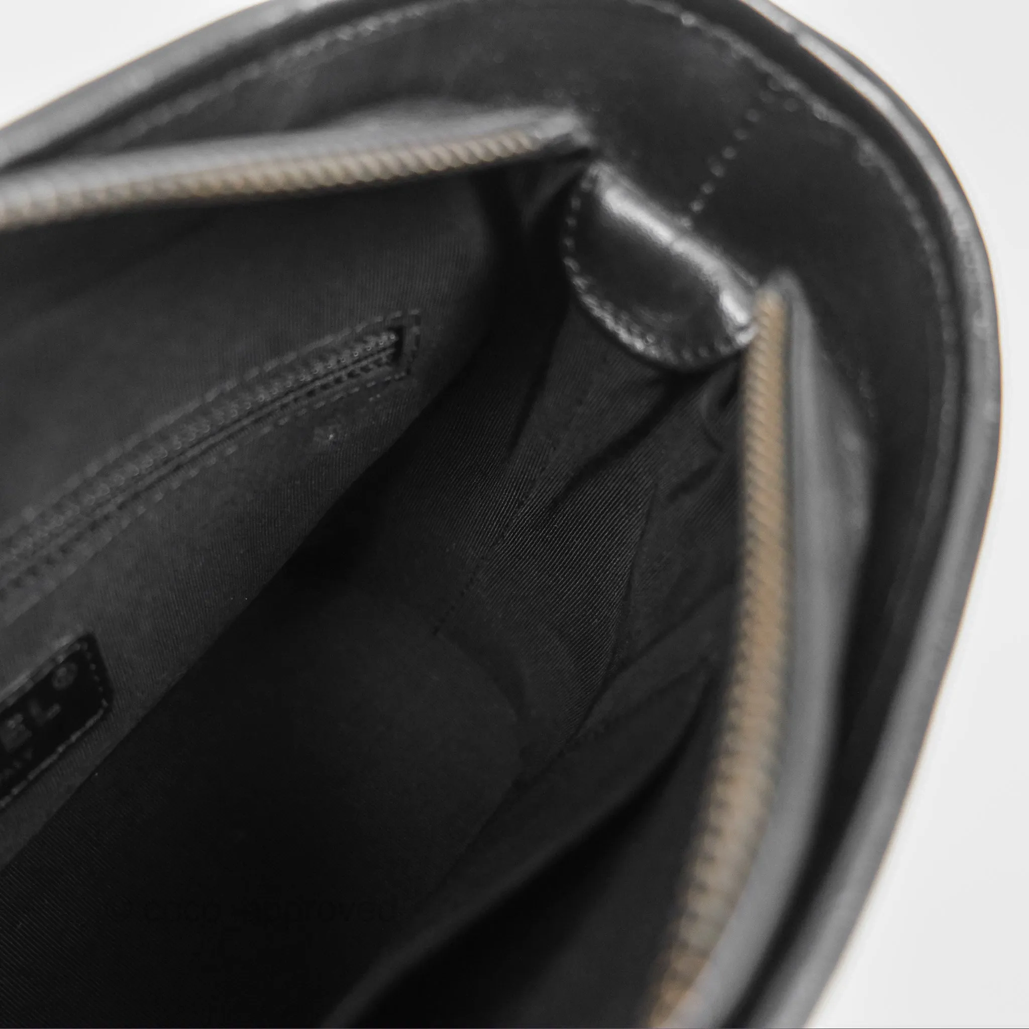 Chanel Chevron Small Gabrielle Hobo Calfskin So Black