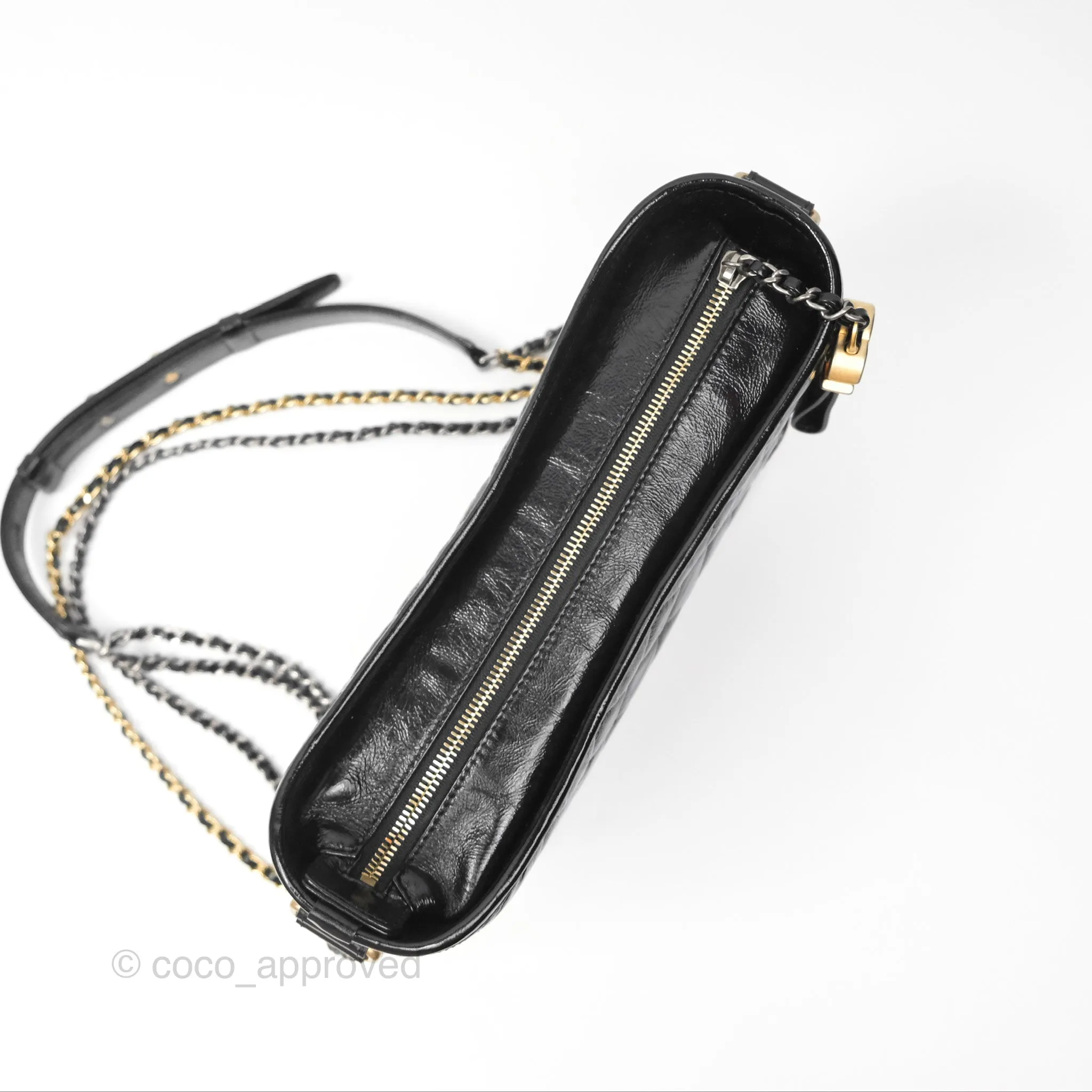 Chanel New Medium Gabrielle Hobo Quilted Black Glazed Aged Calfskin