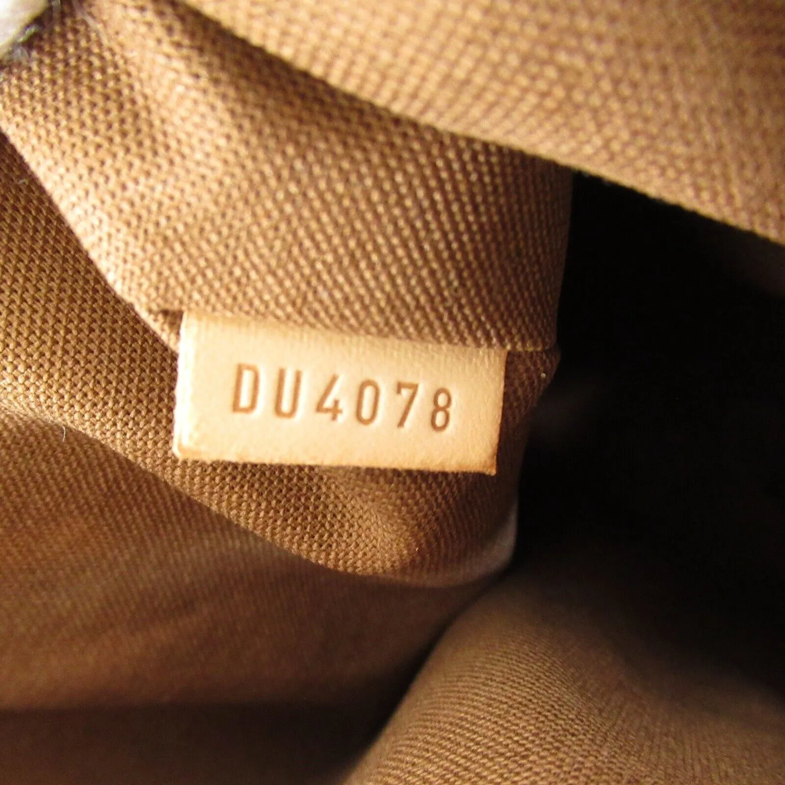 Louis Vuitton Cabas Beaubourg Shoulder