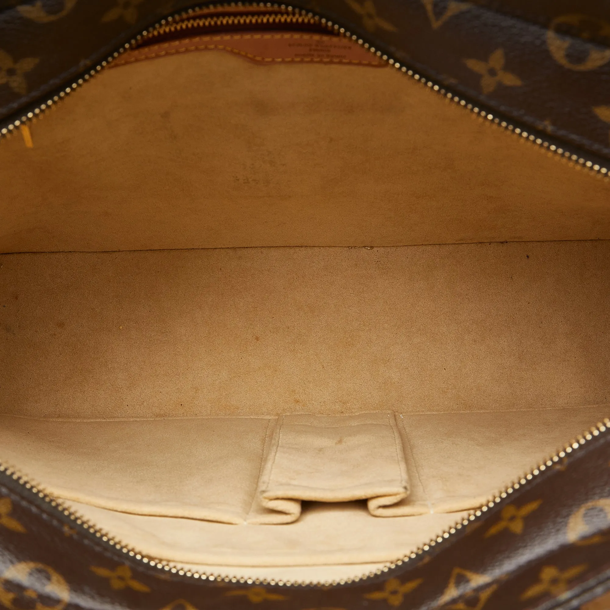 LOUIS VUITTON Monogram Luco Tote Tote Bag