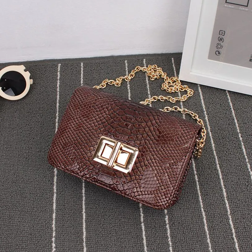 New Design Women Cross Body Bag PU Leather Chain Shoulder Bag Serpentine Pattern Small Messenger Bag Flap With Silver Color
