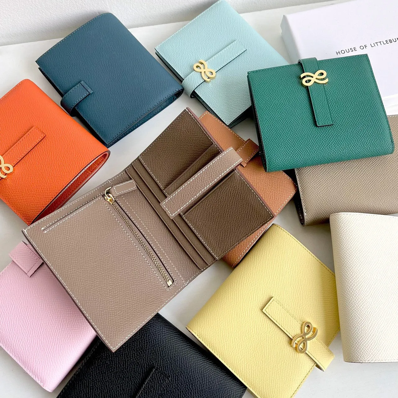 SHORT WALLET EPSOM CLAY