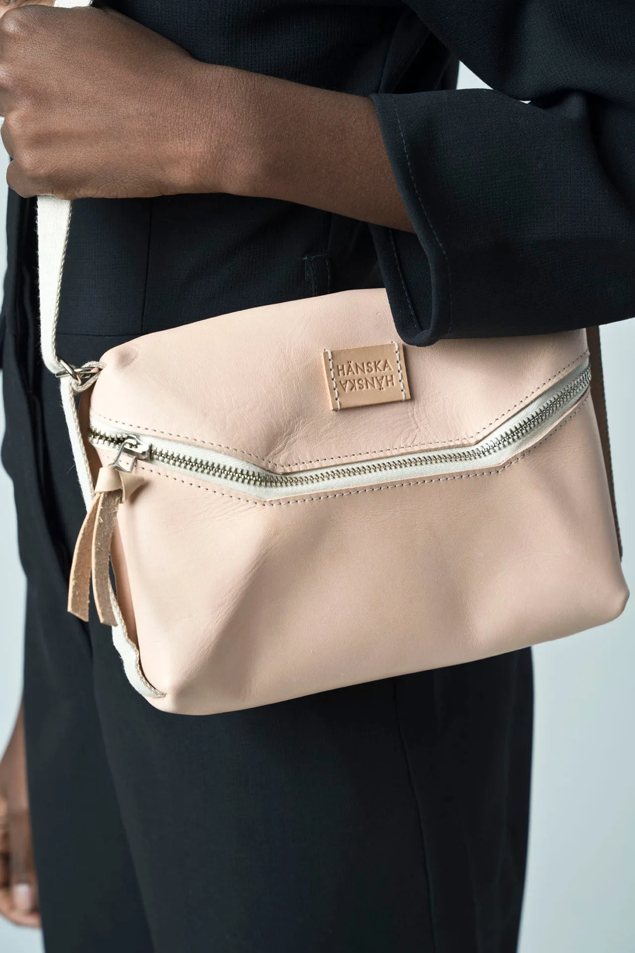 VALOR - Natural Leather